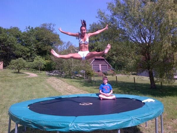 SeaDepReporters's tweet image. Q :-)  What’s the difference between a lawyer and a trampoline?   A: You take your boots off to jump on a trampoline.