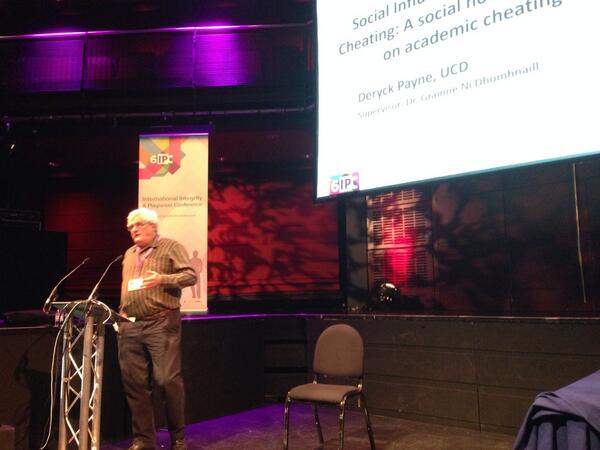 DoctorMikeReddy's tweet photo. Deryck Payne UCD on social influences and academic cheating. Perceived peer group behaviour very significant! #6IIPC http://t.co/x76Wkw4FDZ