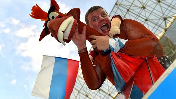 Video: Check out all the off-field colour &amp; on-field action in today’s FIFA #WorldCup Magazine-fifa.to/1iFHWCx