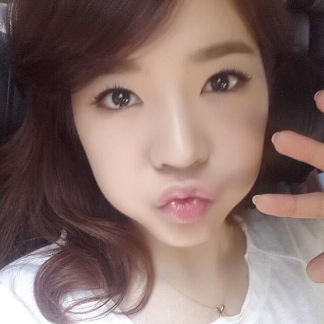 [OTHER][12-12-2013]SELCA MỚI CỦA SUNNY - Page 4 BqZcBoNCUAAxwXt