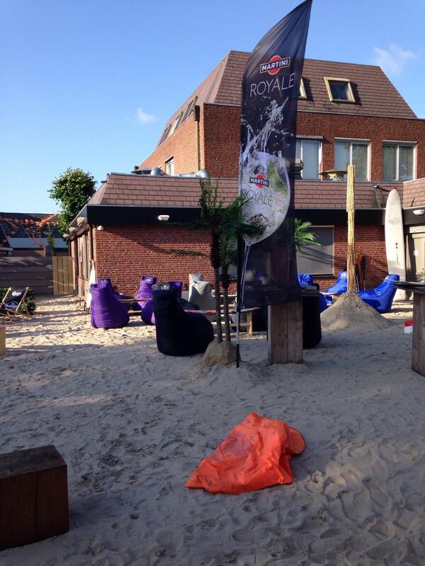 strand2putten's tweet photo. Strand in putten centrum? En of dat kan! http://t.co/tITJNkNM4z