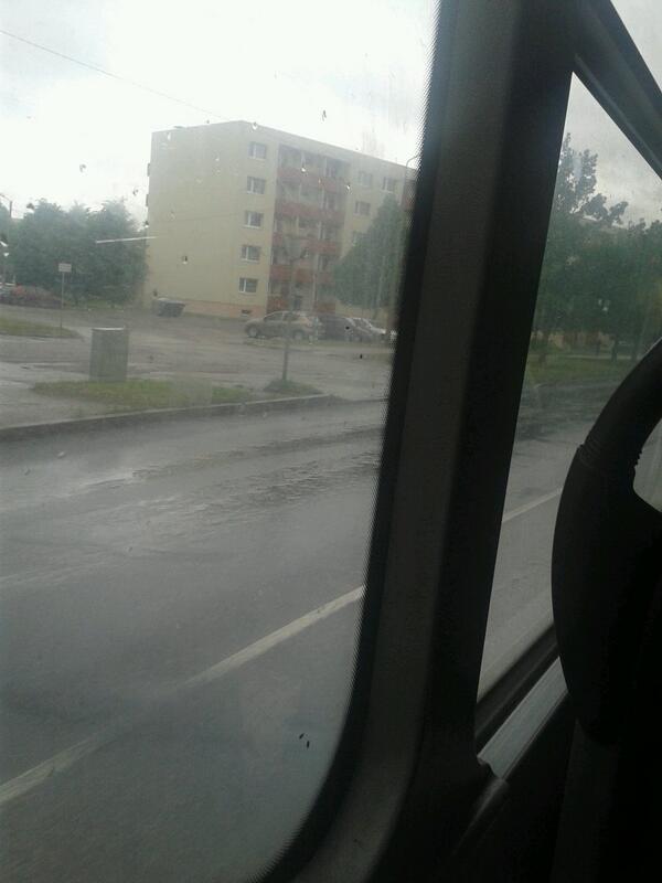 ASaarake's tweet image. I like ride by bus! :) but car is better