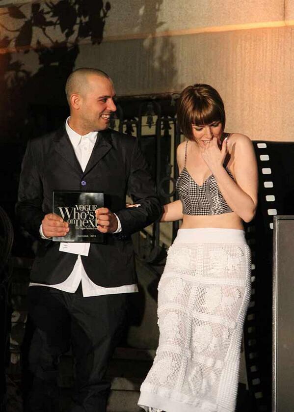 VogueSpain's tweet image. [VOGUE NEWS] Lágrimas y estrellas en #WON2014, la noche de la moda española. La crónica, aquí bit.ly/1vPygNC