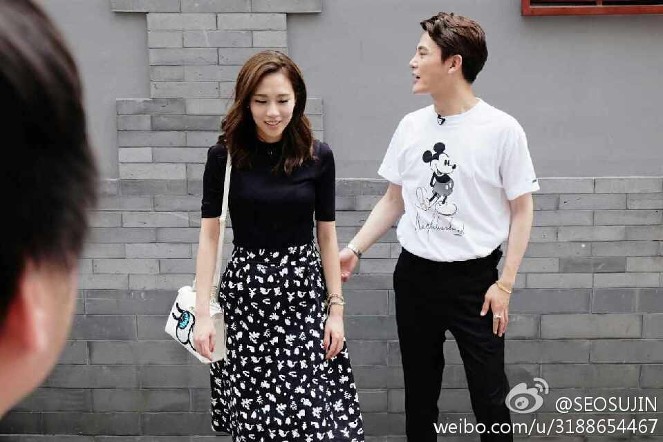 Bq_AGThCQAEZB-y.jpg:large