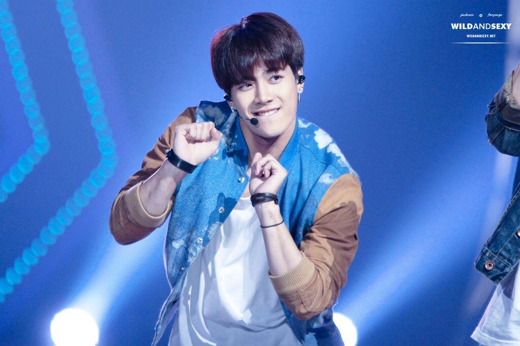 Bq_IbMoCMAE67yJ.jpg:large