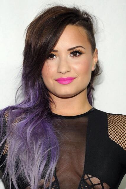 mclisiouslyevil's tweet photo. @xxAdeleDeVilxx Copying the daughter of the Evil queen I see? http://t.co/IX0Kb2Br47