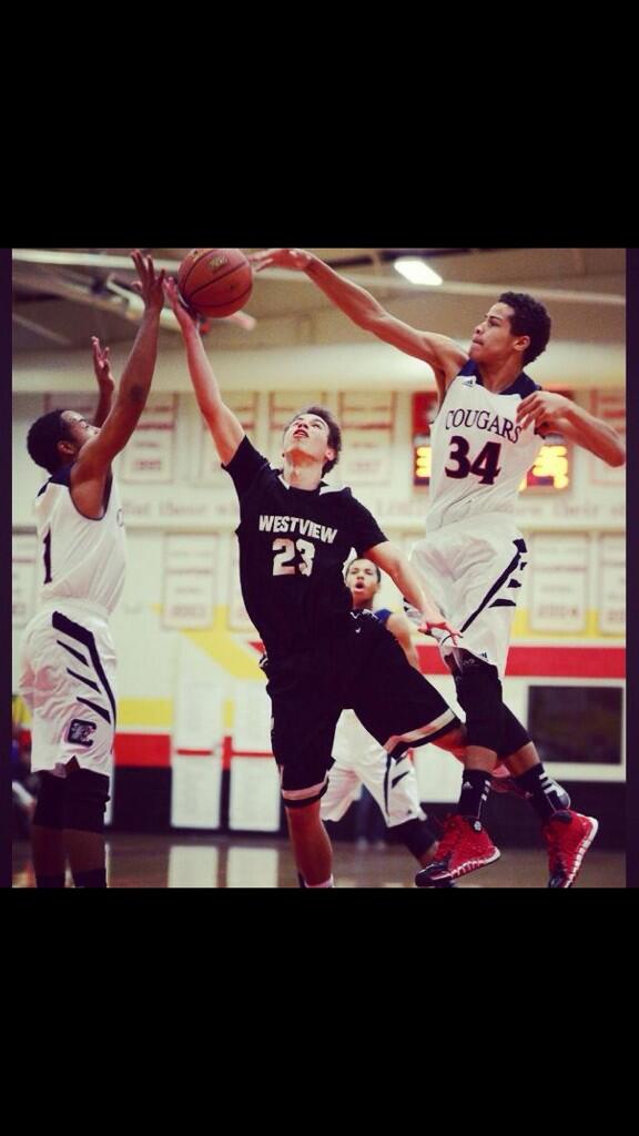 olympianhoops's tweet photo. Marcus sobaszek 6'7 post player #meettheteam http://t.co/3v0TIEPaDT