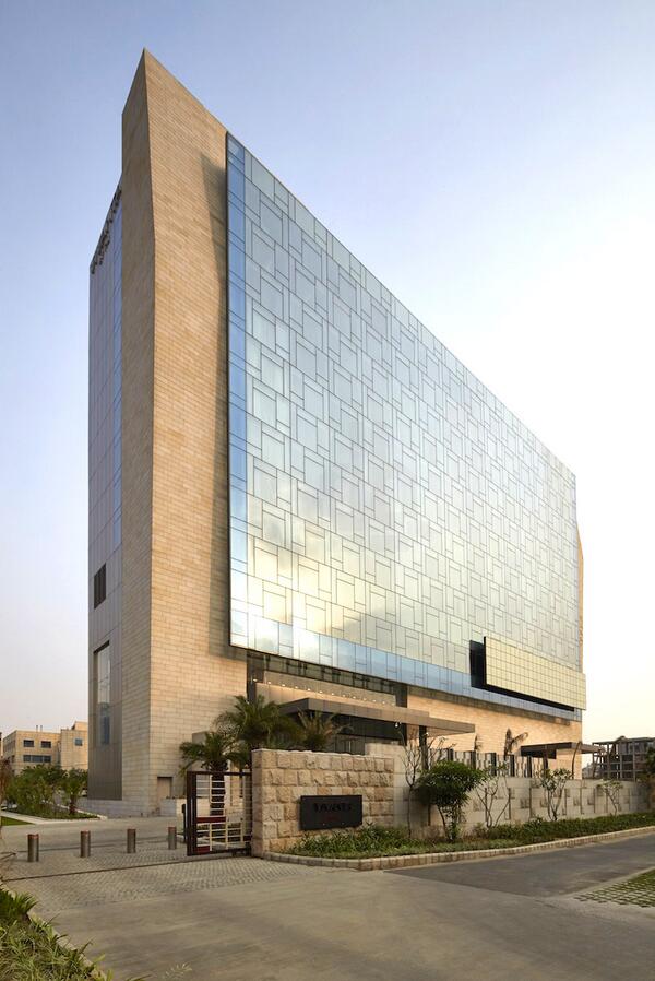 designboom's tweet photo. vivanta by taj hotel layers public spaces &amp; private rooms #wowarchitects #architecture #india http://t.co/P2gdF3eext http://t.co/LZElBoNAJZ