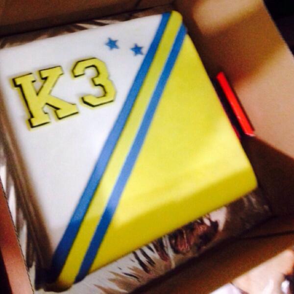 nananat96's tweet photo. Kereeen makasih yaaah kalian sangat peduli bgt sama kitaa love yaah 😘😘😘😘 http://t.co/fedysIGXuM