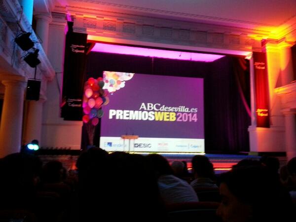 En los premios web 2014 de abc de sevilla con <a href="/ROBOGO28/">ROCIO BONILLA GÓMEZ</a>