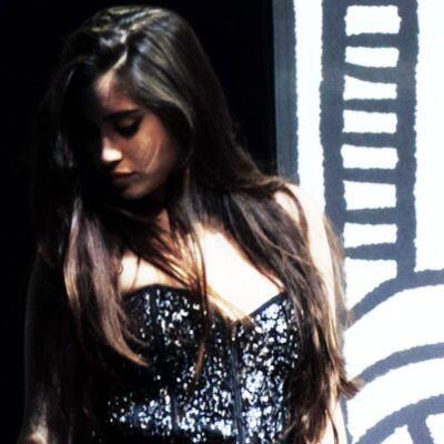 dianaroch's tweet image. #WCW mah love @LaurenJauregui 😍😍😍   #12DaysTill5HBOSS #PreOrder5HBOSS smarturl.it/5HBOSS