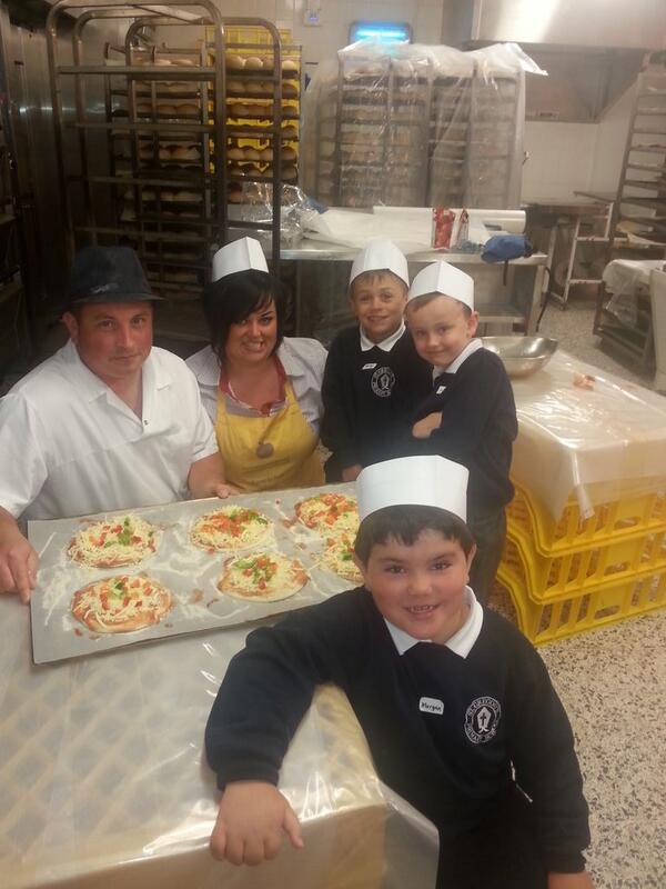 LucyHardon's tweet image. #farmtofork #bakery #pizzafactory @AlisonSharpe1 @seanwillo88 @glowrey5 @shirl200 @EatHappyProject @johnlorimer5