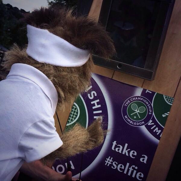 Wimbledon's tweet photo. #alrightcockers! #HackerTdog takes a #selfie at the #Wimbledon #Instabooth http://t.co/yGkg3PKGsD