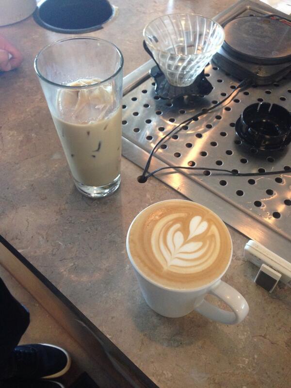 djpaulyboss31's tweet photo. Oh yes #cometcoffee http://t.co/f7RlvzrKJr