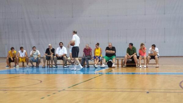 CampusGameTime's tweet image. El maestro @EstebanAlbertG impartiendo sus conocimientos a los presentes. Sin duda alguna, #Gametimer del día.