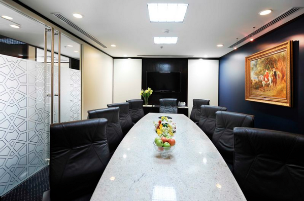 Servcorp_Saudi's tweet photo. Meeting room where all the features that you want, and more. Call today and book your meeting Riyadh: 0114868500 http://t.co/GZiAVQROoc