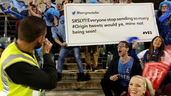 Optus tweet media