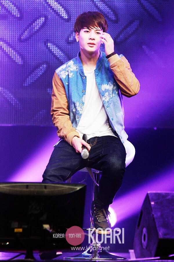 BqaFVASCYAAwXvT.jpg:large