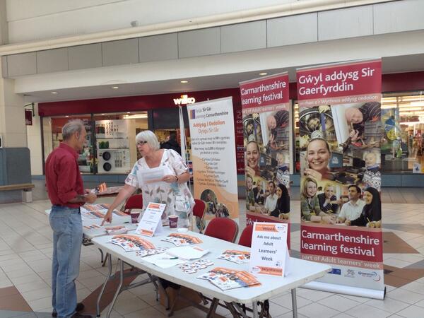 CarmsLFG's tweet photo. We're in @StElliCentre until 2pm promiting #alwcymru14 Find about FREE taster sessions taking place this week! http://t.co/nyiUQIifEq