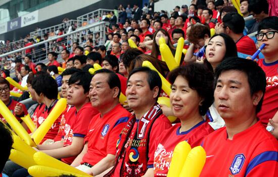 윤가놈 시러(滚中国人，滚日本人) tweet media