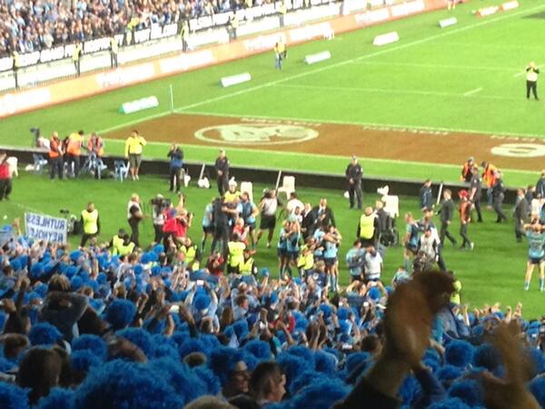 sedelgarcia's tweet photo. 💙💙💙💙💙💙💙💙💙💙 GO YOU BLUES!!!! @NSWRL @ANZStadium http://t.co/kTFbVSxKxp