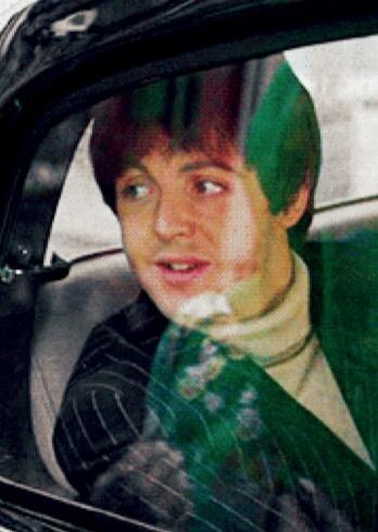 ringos_drums's tweet photo. #HappyBirthdayPaulMcCartney http://t.co/wTt6X5CFfP