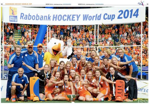 Haal 'm donderdag voorzichtig uit de nietjes &amp; hang 'm boven je bed! Poster wereldkampioenen!  issuu.com/tigsports/docs…