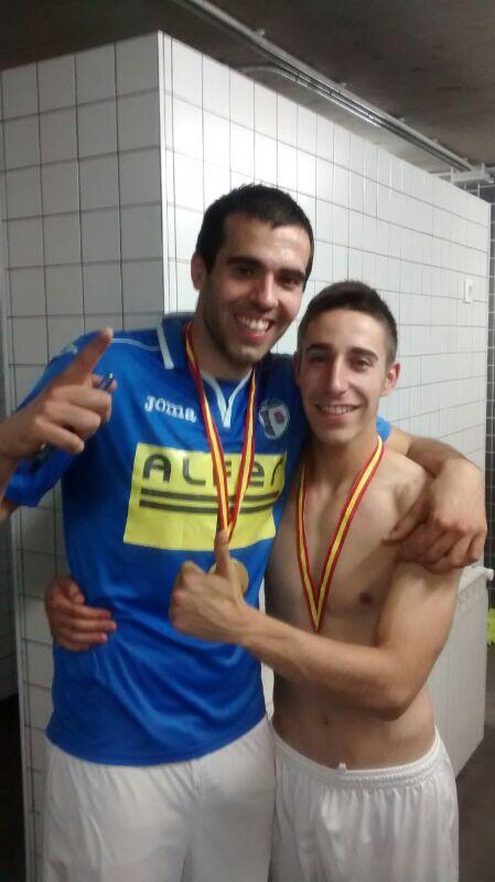 Josesudulce's tweet photo. Eres la ostia broo! Personas como tu siempre merecen la pena ;) El mas grande hermano @morcillo25 http://t.co/pYsglmU6bC