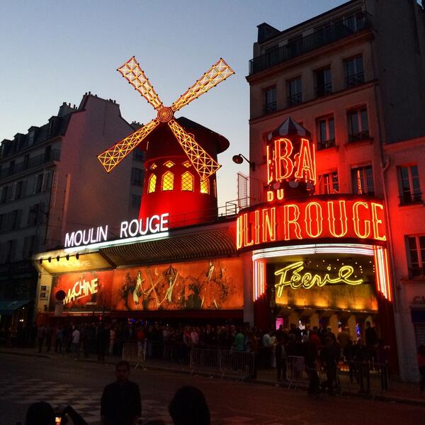 J_AdoreParis's tweet photo. Le Moulin Rouge, Paris.
RT Si te gustaría ver un espectáculo de este famoso cabaret parisino.
http://t.co/uyGRObU6Mt http://t.co/3rtxS5rQZn