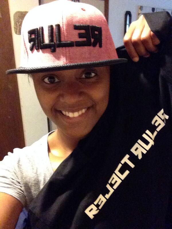 handsofstones_1's tweet image. Thank you @RejectRuler for the shirts and the hats can't wait to wear them June 21st