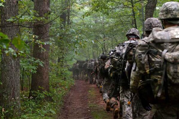 ArmyWNY's tweet photo. 5K Ruck March w/ 25lb packs this evening at Chestnut Ridge in Orchard Park flat 430PM #ARMYSTRONG #buffalo #fitness http://t.co/vFMsAOpU26