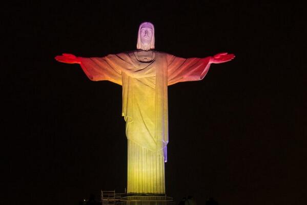 lomasdeldeporte's tweet photo. Segundo partido, primera final! #larojasipuede #SiSePuede #CopaMundial2014 #Maracana #VamosEspana #Podemos http://t.co/xmyQzEaI3z