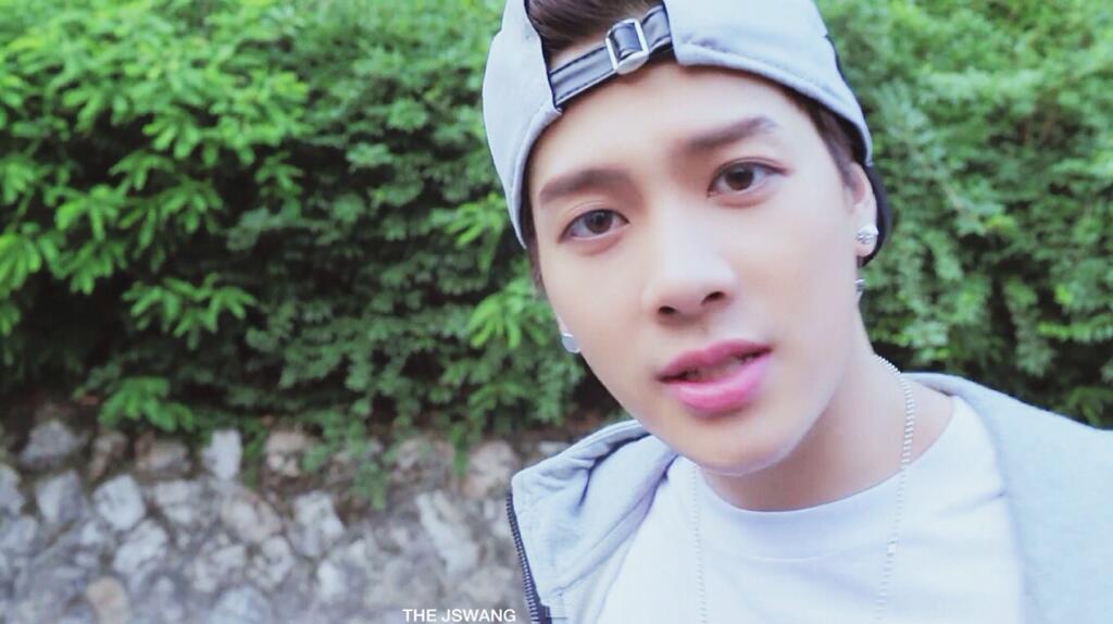 BqbFoZgCAAAzJ-6.jpg:large