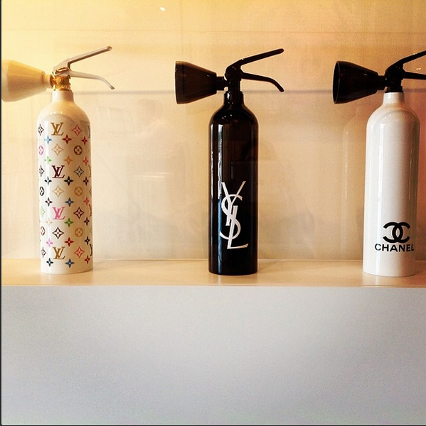 Mediate svindler Politibetjent MuséeMagazine on Twitter: "Step up the fire fight RT@guyhepner: NEW NICLAS  CASTELLO FIRE EXTINGUISHERS #chanel #louisvuitton #ysl #extinguishers  http://t.co/HRJ7qeKmwr" / Twitter