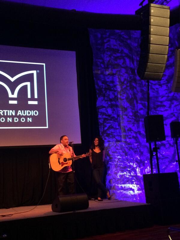 Go to the Martin Demo Room and listen to the acoustic set by Frank and Layla