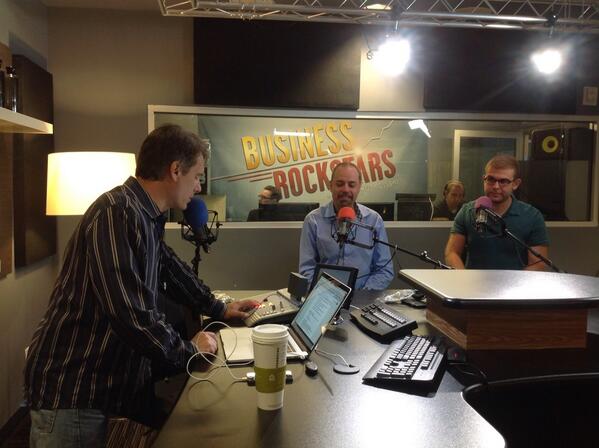 bizrockstars's tweet image. @jaysamit giving advice to Max Fischer, The CEO of @GoLinkedUp ! #business #entrepreneur