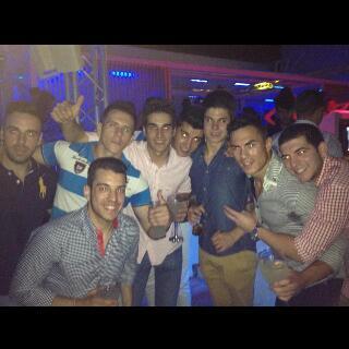 PablitoCampos3's tweet photo. Gran cumple Copita @raulcopita http://t.co/UpHDKJBqYQ