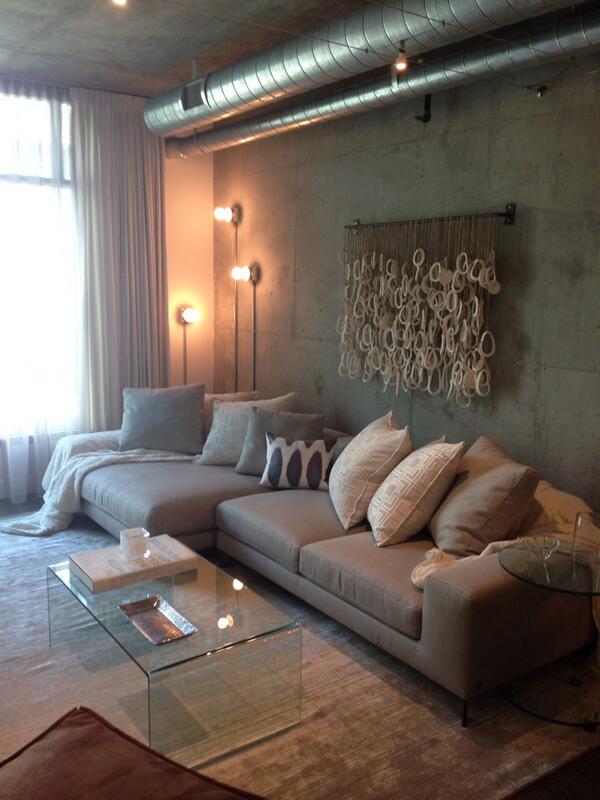 clickandimprove's tweet image. "@DwellonDesign: Opening tonight: Come to @metlofts and see #dwellatmetlofts #drinksbydesign @4ptdc http://t.co/1F5wMmtuTk"