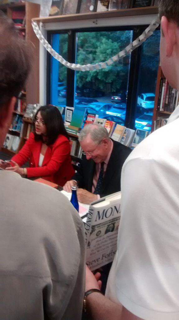 mocoyr's tweet image. @SteveForbesCEO gave a great talk and book signing at Politics &apos;n Prose! #freemoney #Freemarketsystem
