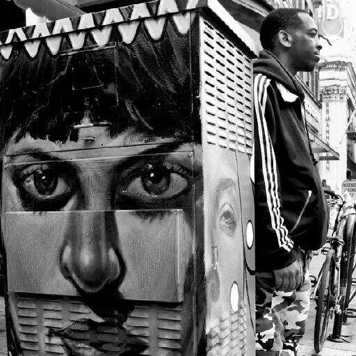 BouquaMehdi's tweet photo. Eyes- #Dtla #LosAngeles #losangelesstreetphotography #blackandwhitephotography #mehdibouqua http://t.co/32dFxcV090