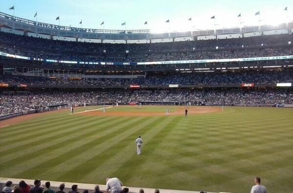 BinkyFelstead's tweet photo. Let's go YANKEEYS !!!! http://t.co/cOrpTuqhgo