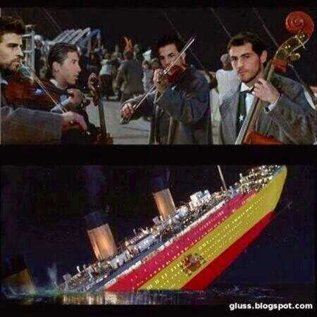 prensagrafica's tweet photo. No termina el juego pero #EspanaVsChile ya es blanco de burlas en las redes sociales http://t.co/WhKwf9y56P