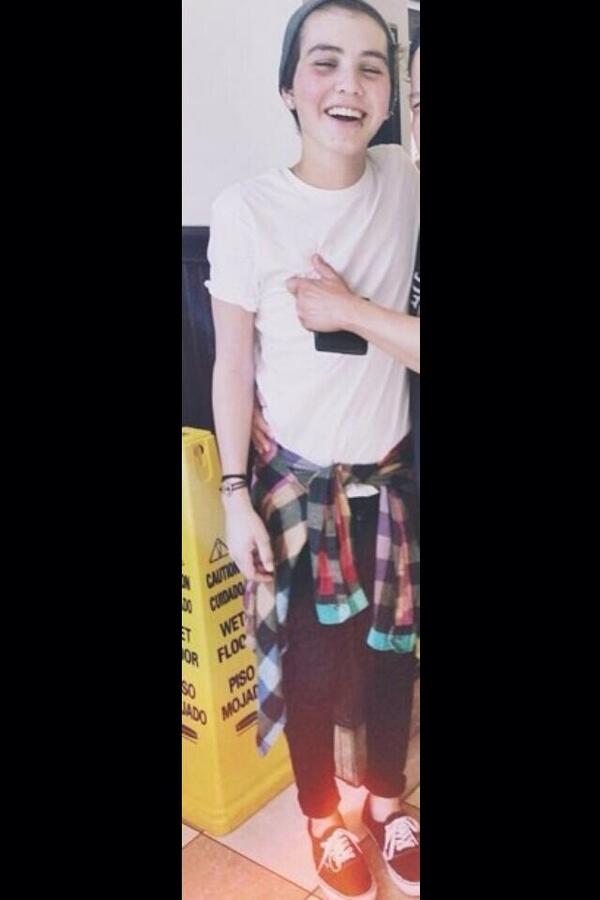 sam_pothead's tweet image. “@stayycloudii: “@funkyo2l: “@o2lovespanera: quote with the last picture you saved of your sunshine☀️💘”