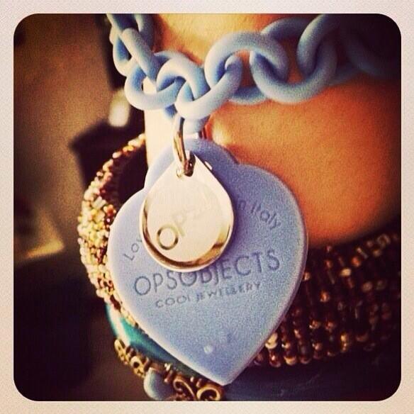 OpsObjectsAus's tweet photo. @marieclaire which #opsobjectsaus for Kate?! #opslove in navy? Or a splash of colour?! http://t.co/g57GFFGcWX http://t.co/2Yup4C0yVb