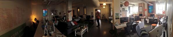 joshgosse's tweet photo. Hey @harleyf where is the platform team? #before6pm #yourinterniskillingitthough http://t.co/GO8tHesKX2
