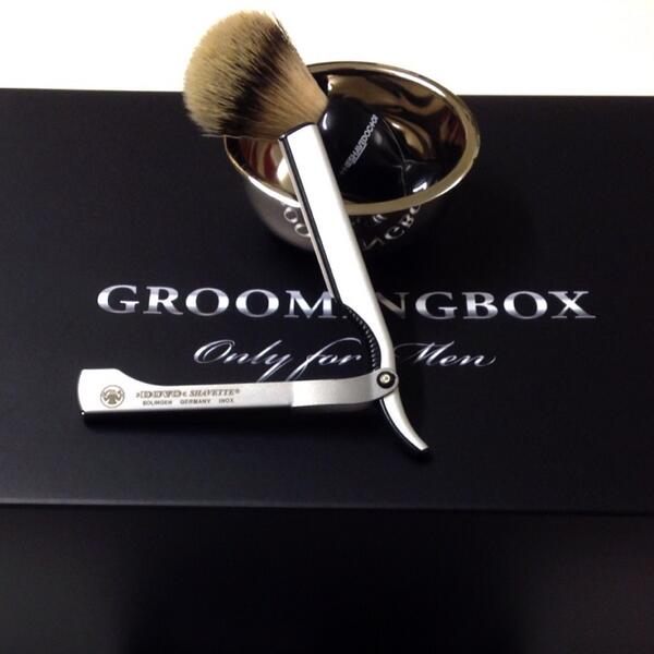 groomingbox's tweet image. #Dovo straight #razor in the recent Groomingbox "Your #Shave Doctor". VALUE: €215. PRICE: €99-70. #shavedoctor #men
