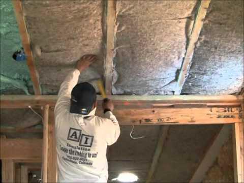 Wool_Insulation's tweet image. Easy and safe to install. #sheepwool #insulation #natural #safer