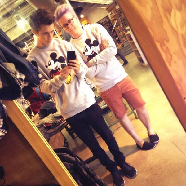 Troye Sivan (@_gcrgeous) on Twitter photo 