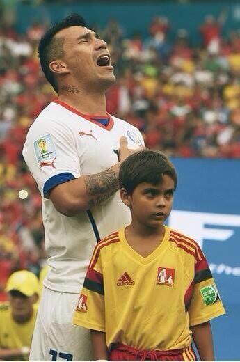 Nada como cantar el himno de Chile en un día como este. #VamosChile!!!