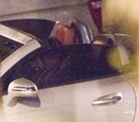allkpop's tweet photo. [Updated] A photo of Baekhyun &amp; Taeyeon allegedly kissing revealed http://t.co/fG6RXQgKcK http://t.co/EGde2doNhT